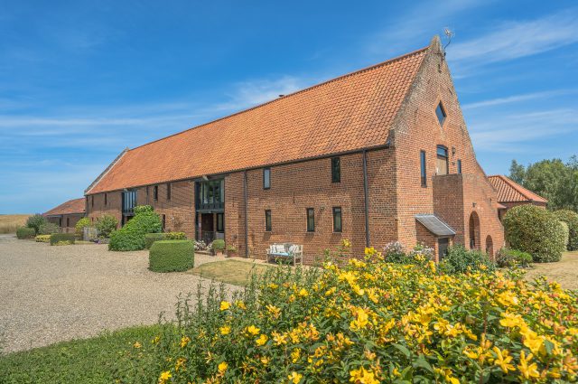 Lower Wood Farm - Barn